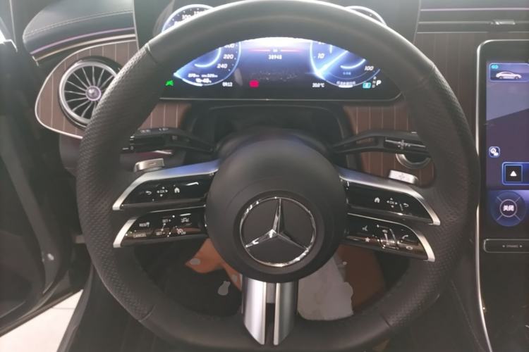 Used Mercedes-Benz EQE 2022 350 Luxury Edition Steering Wheel
