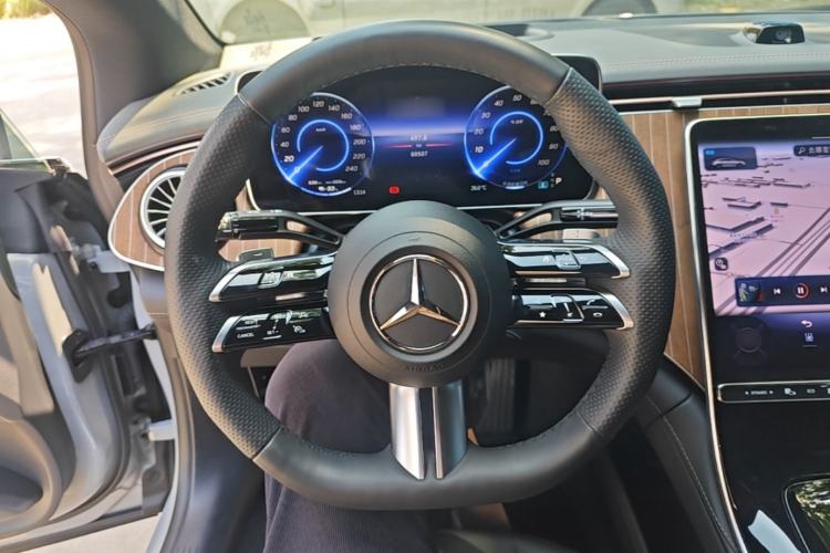Used Mercedes-Benz EQE 2022 350 Luxury Edition Steering Wheel