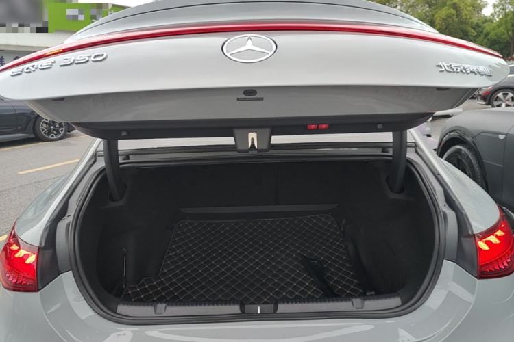Used Mercedes-Benz EQE 2022 350 Luxury Edition Trunk