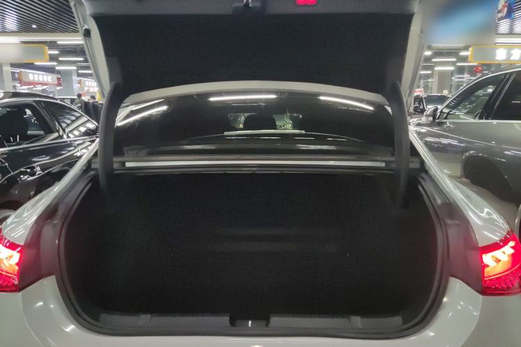 Used Mercedes-Benz EQE 2022 350 Pioneer Edition Trunk