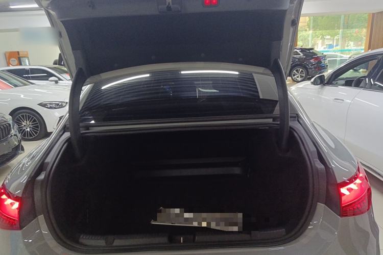 Used Mercedes-Benz EQE 2022 350 Pioneer Edition Trunk