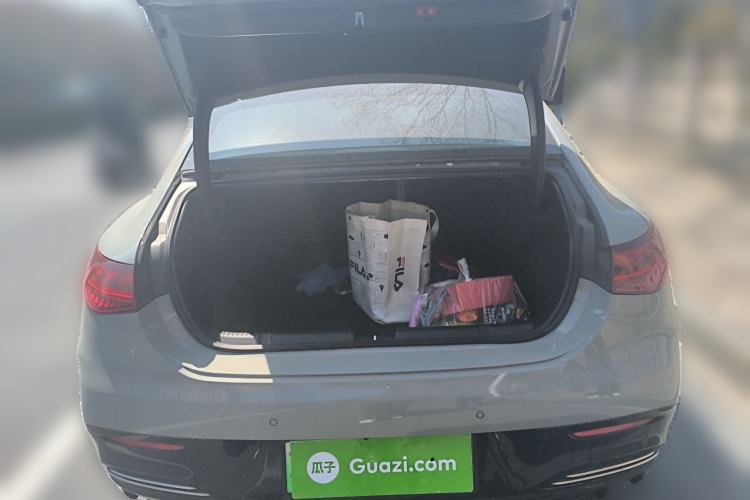 Used Mercedes-Benz EQE 2022 350 Luxury Edition Trunk
