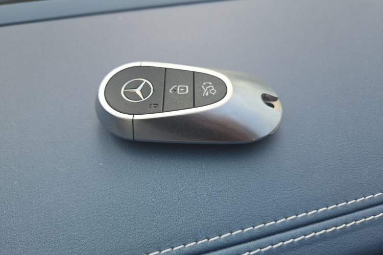 Used Mercedes-Benz EQE 2022 350 First Edition Special Version Vehicle Key
