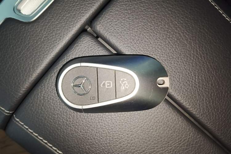 Used Mercedes-Benz EQE 2022 350 Luxury Edition Vehicle Key