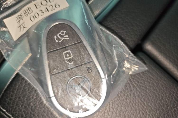 Used Mercedes-Benz EQE 2022 350 First Edition Special Version Vehicle Key