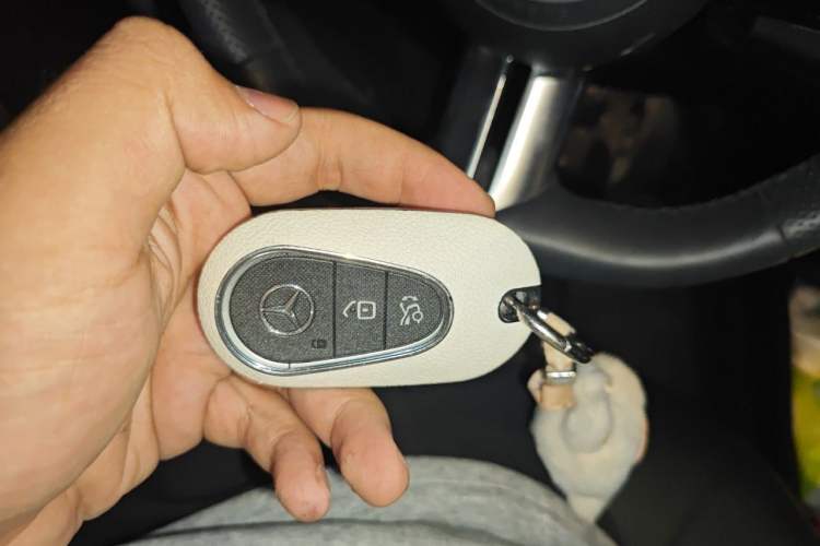 Used Mercedes-Benz EQE 2022 350 Luxury Edition Vehicle Key