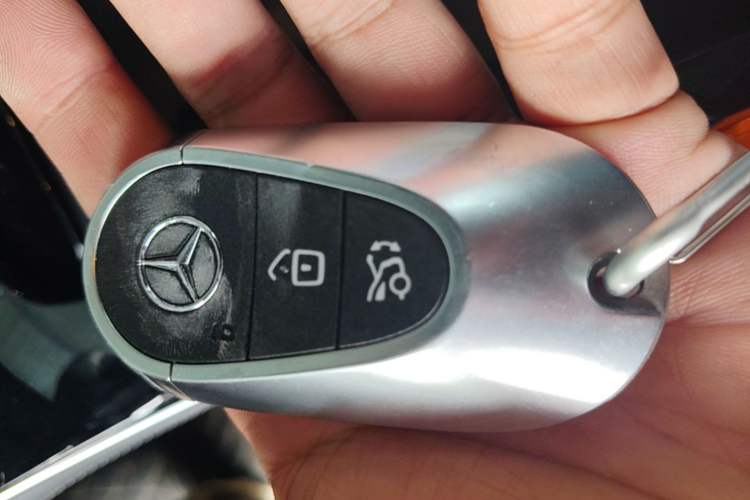 Used Mercedes-Benz EQE 2022 350 Pioneer Edition Vehicle Key