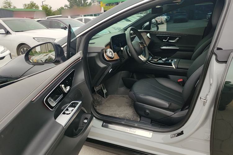 Used Mercedes-Benz EQE 2022 350 First Edition Special Version Driver Seat