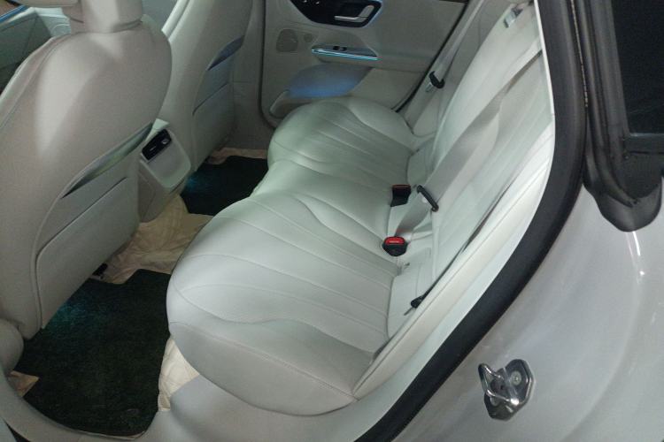 Used Mercedes-Benz EQE 2022 350 Luxury Edition Left Rear Seat