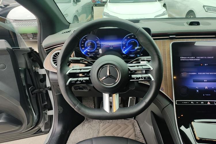 Used Mercedes-Benz EQE 2022 350 First Edition Special Version Steering Wheel