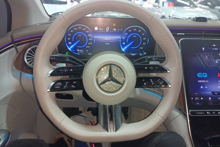 Used Mercedes-Benz EQE 2022 350 Luxury Edition Steering Wheel
