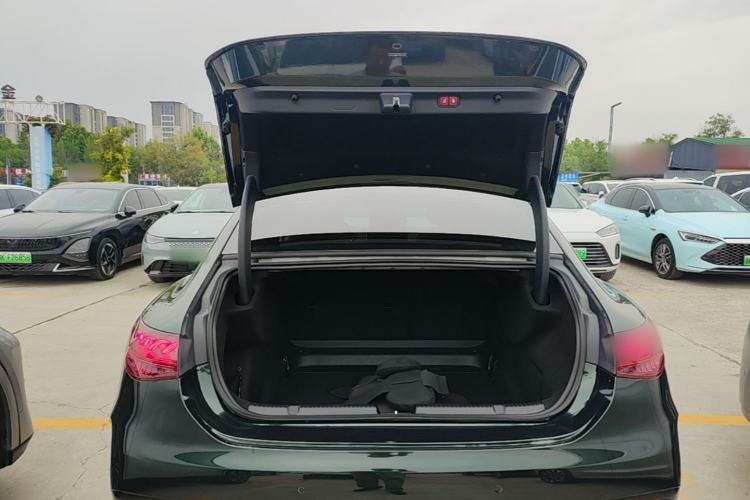 Used Mercedes-Benz EQE 2022 350 First Edition Special Version Trunk