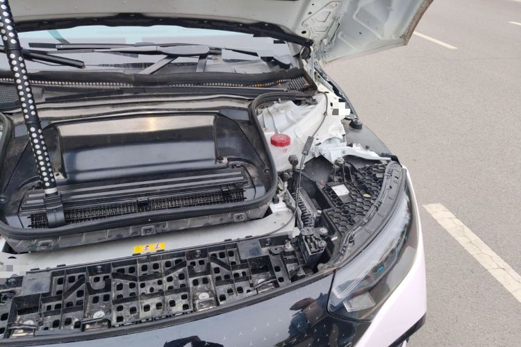 Used Mercedes-Benz EQE 2022 350 First Edition Special Version Engine Bay Left