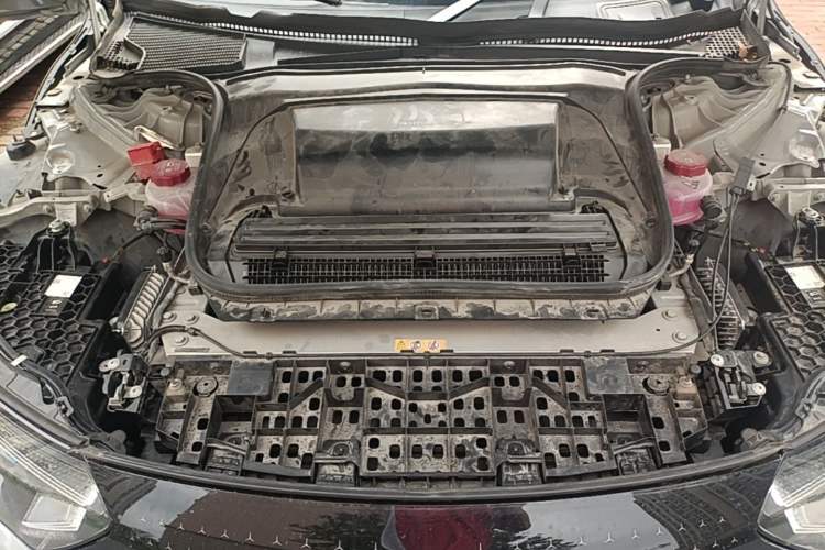 Used Mercedes-Benz EQE 2022 350 First Edition Special Version Engine Bay