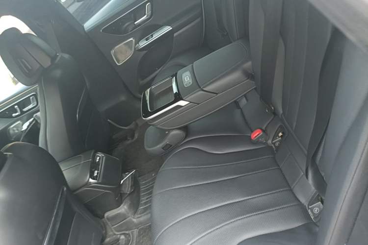 Used Mercedes-Benz EQE 2022 350 First Edition Special Version Left Rear Seat