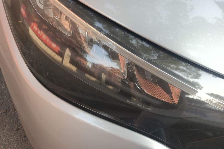 Used Mercedes-Benz EQE 2022 350 Luxury Edition Right Front Headlight