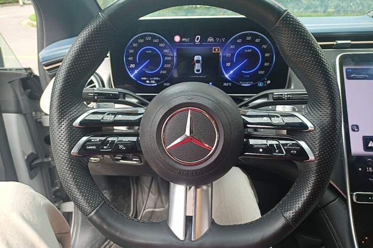 Used Mercedes-Benz EQE 2022 350 First Edition Special Version Steering Wheel