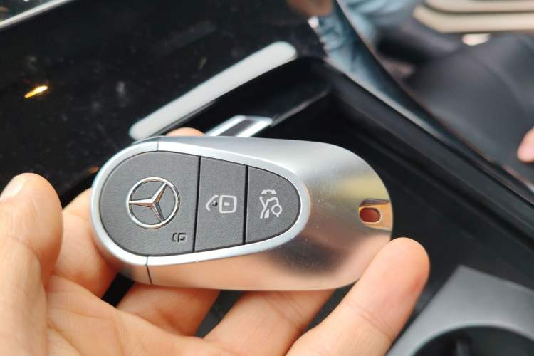 Used Mercedes-Benz EQE 2022 350 First Edition Special Version Vehicle Key