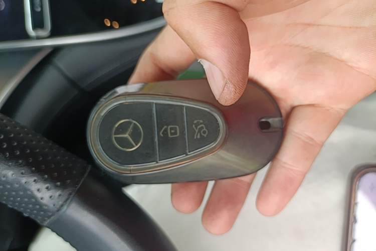 Used Mercedes-Benz EQE 2022 350 First Edition Special Version Vehicle Key