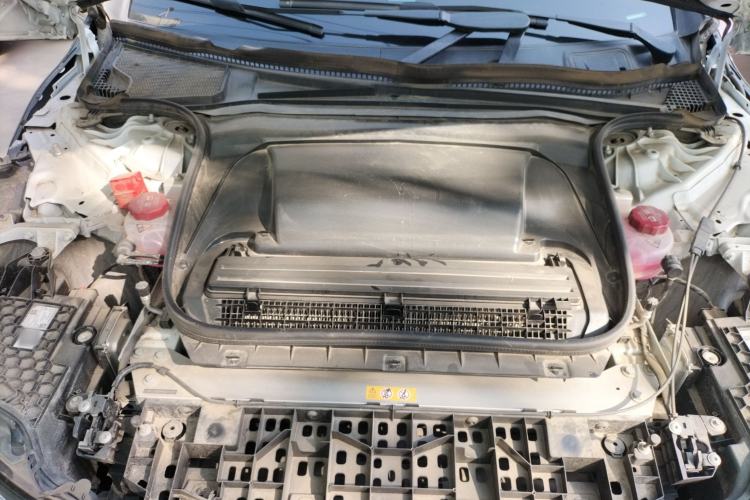 Used Mercedes-Benz EQE 2022 350 Luxury Edition Engine Bay
