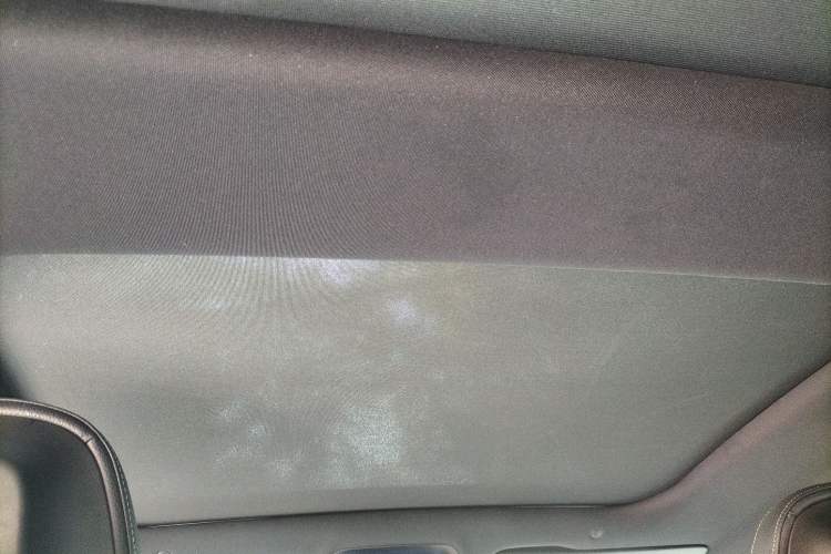 Used Mercedes-Benz EQE 2022 350 Luxury Edition Headliner