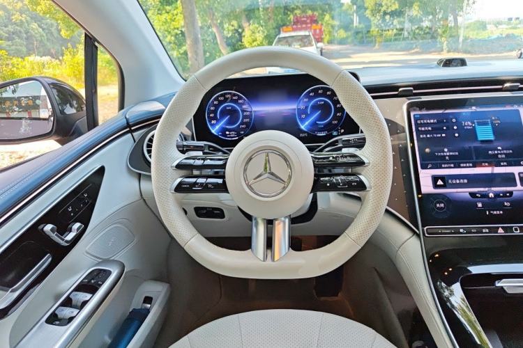 Used Mercedes-Benz EQE 2022 350 First Edition Special Version Steering Wheel
