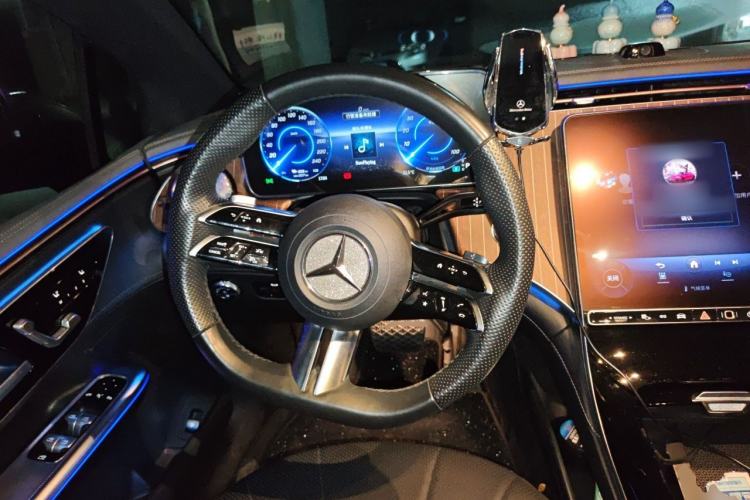 Used Mercedes-Benz EQE 2022 350 Luxury Edition Steering Wheel