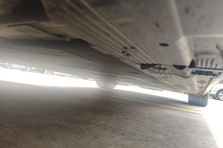 Used Mercedes-Benz EQE 2022 350 Pioneer Edition Chassis Front Left