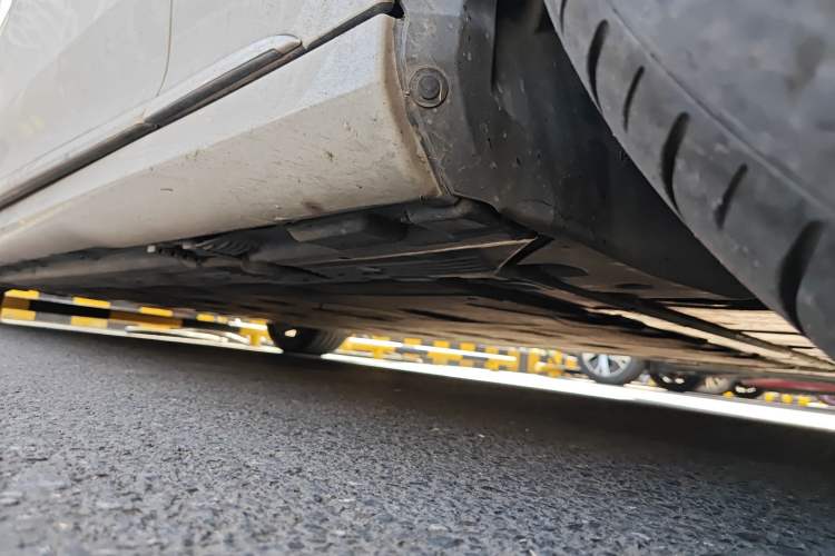 Used Mercedes-Benz EQE 2022 350 Luxury Edition Chassis Front Right