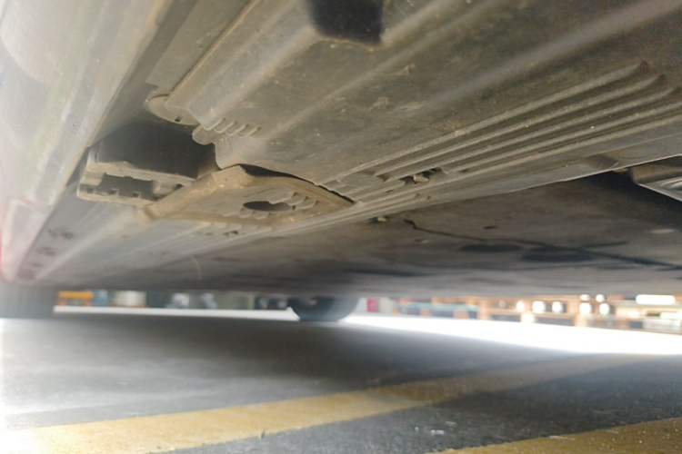 Used Mercedes-Benz EQE 2022 350 Pioneer Edition Chassis Rear Left