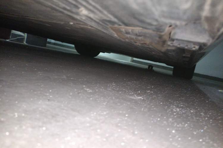 Used Mercedes-Benz EQE 2022 350 Luxury Edition Chassis Rear Right