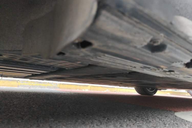 Used Mercedes-Benz EQE 2022 350 Luxury Edition Chassis Rear Right