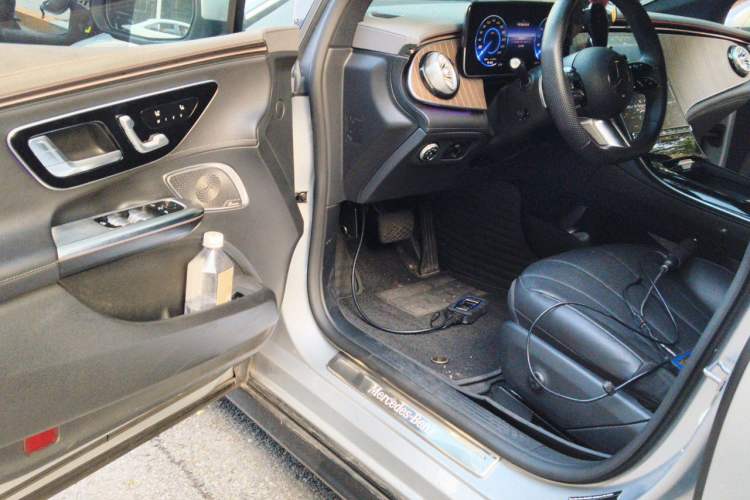 Used Mercedes-Benz EQE 2022 350 Pioneer Edition Driver Seat