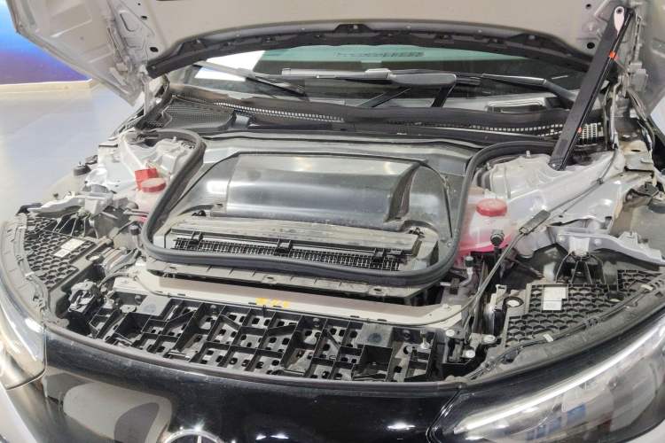 Used Mercedes-Benz EQE 2022 350 Pioneer Edition Engine Bay