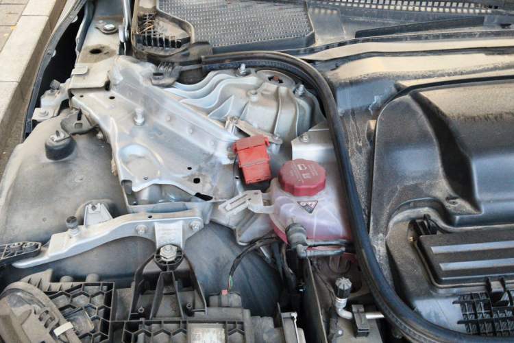 Used Mercedes-Benz EQE 2022 350 Pioneer Edition Engine Bay Right