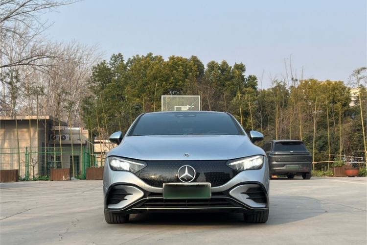Used Mercedes-Benz EQE 2022 350 Luxury Edition Exterior 2