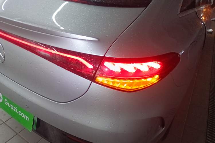 Used Mercedes-Benz EQE 2022 350 Pioneer Edition Exterior 3