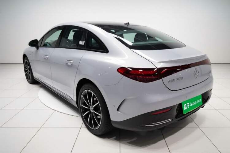 Used Mercedes-Benz EQE 2022 350 Pioneer Edition Exterior 4