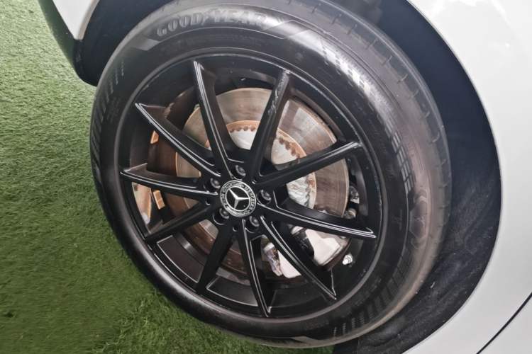 Used Mercedes-Benz EQE 2022 350 Pioneer Edition Exterior 5