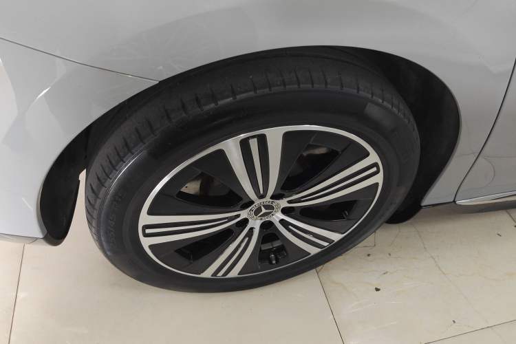 Used Mercedes-Benz EQE 2022 350 Luxury Edition Exterior 5