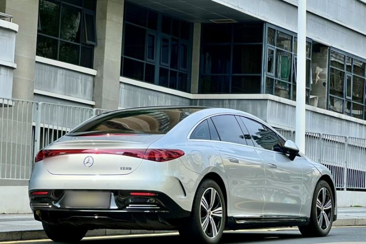 Used Mercedes-Benz EQE 2022 350 Luxury Edition Exterior 6