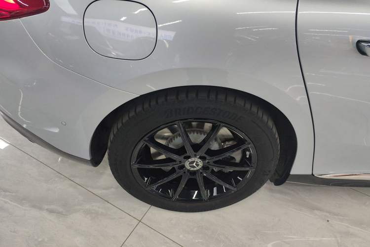 Used Mercedes-Benz EQE 2022 350 Pioneer Edition Exterior 8