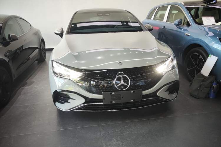 Used Mercedes-Benz EQE 2022 350 Luxury Edition Front