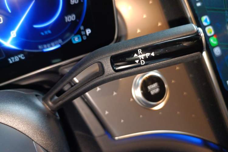 Used Mercedes-Benz EQE 2022 350 First Edition Special Version Gear Lever