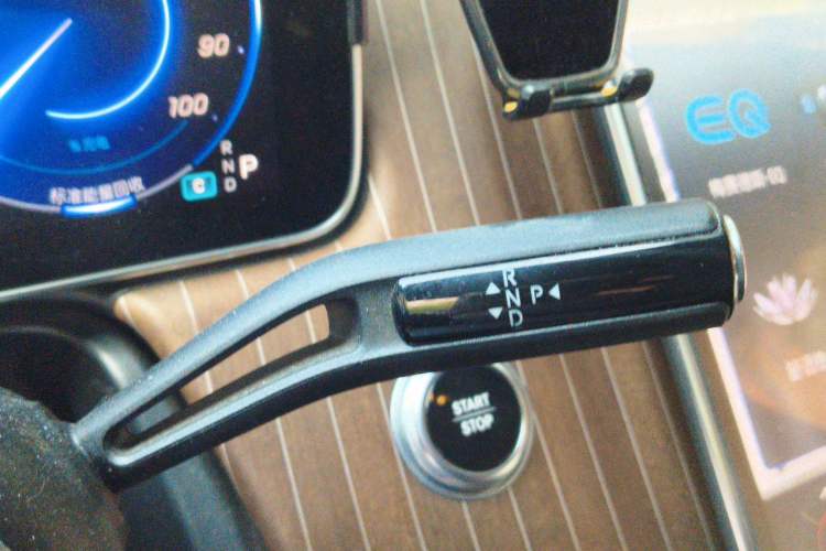 Used Mercedes-Benz EQE 2022 350 Pioneer Edition Gear Lever