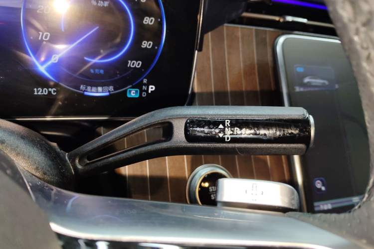 Used Mercedes-Benz EQE 2022 350 Pioneer Edition Gear Lever