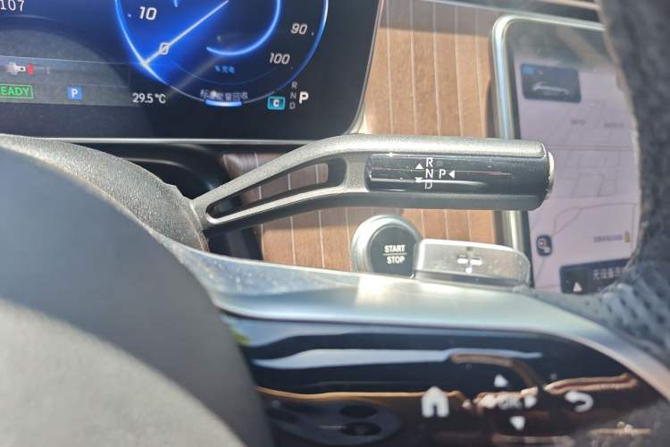 Used Mercedes-Benz EQE 2022 350 Luxury Edition Gear Lever