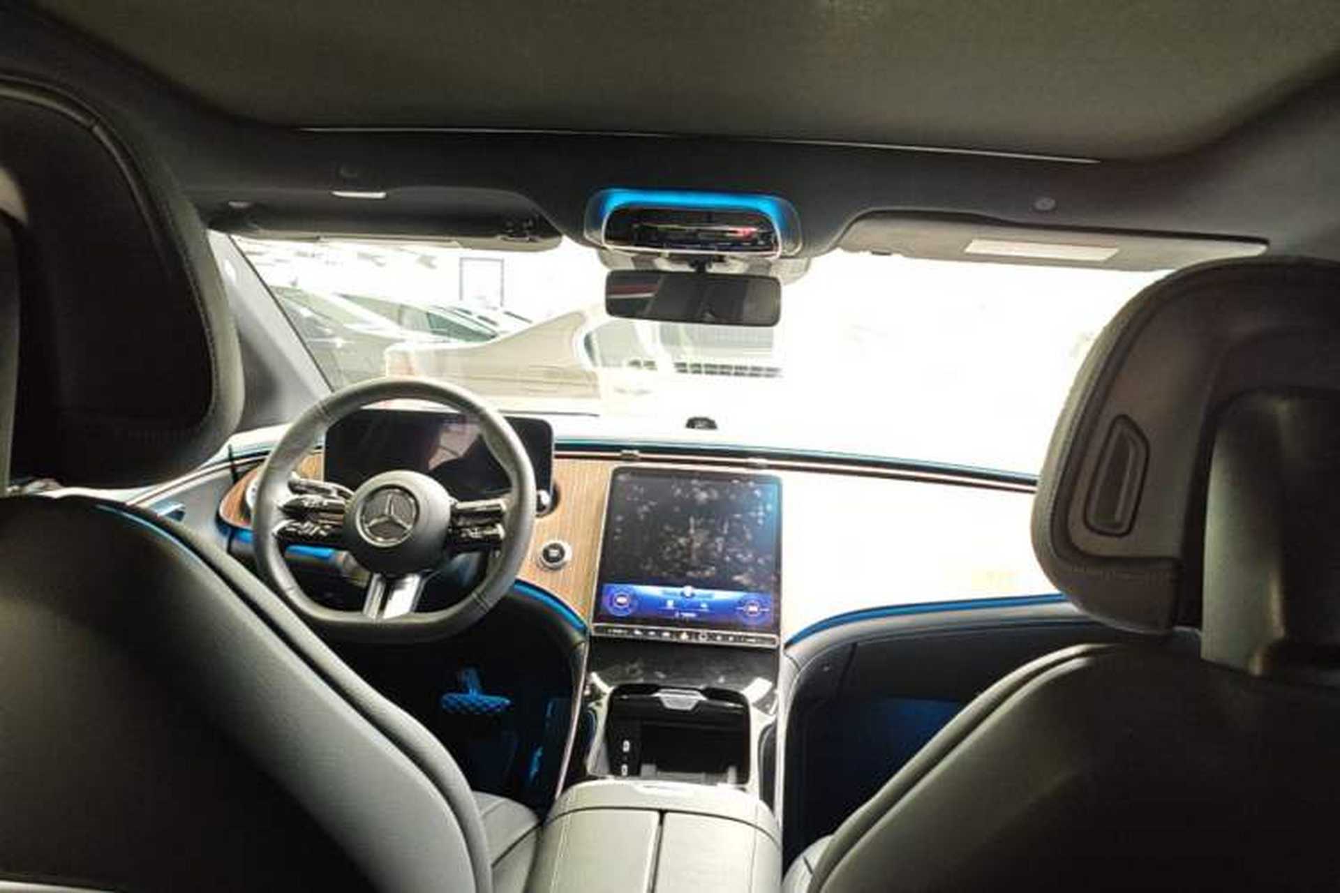 Used Mercedes-Benz EQE 2022 350 Luxury Edition Headliner