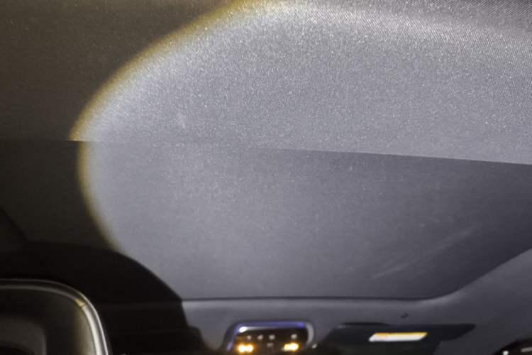 Used Mercedes-Benz EQE 2022 350 Luxury Edition Headliner