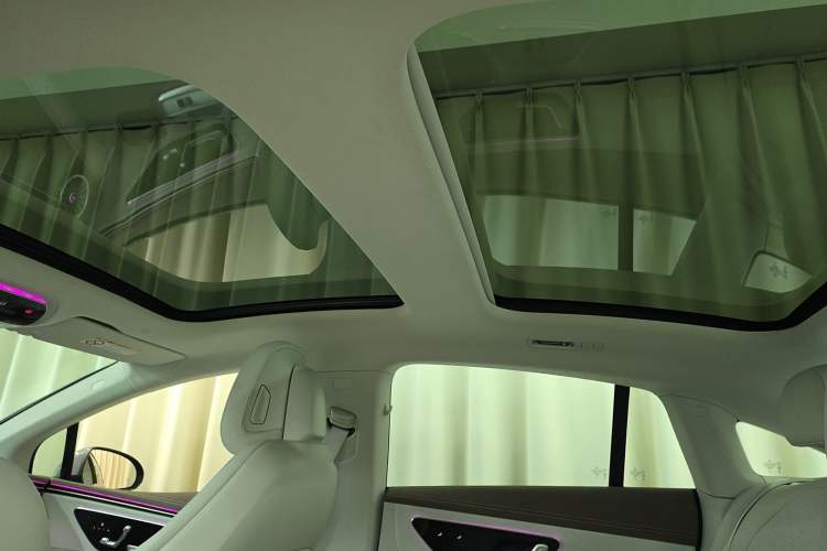 Used Mercedes-Benz EQE 2022 350 Pioneer Edition Headliner
